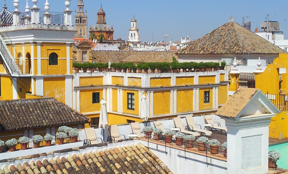 Las Casas de la Judería, Sevilla Historic City Center — Attractions in the area in Seville, Andalusia