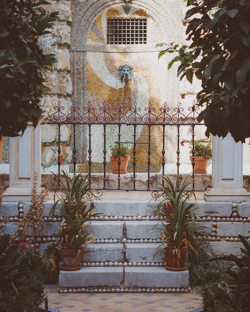 Las Casas de la Judería, Sevilla Historic City Center — Attractions in the area in Seville, Andalusia