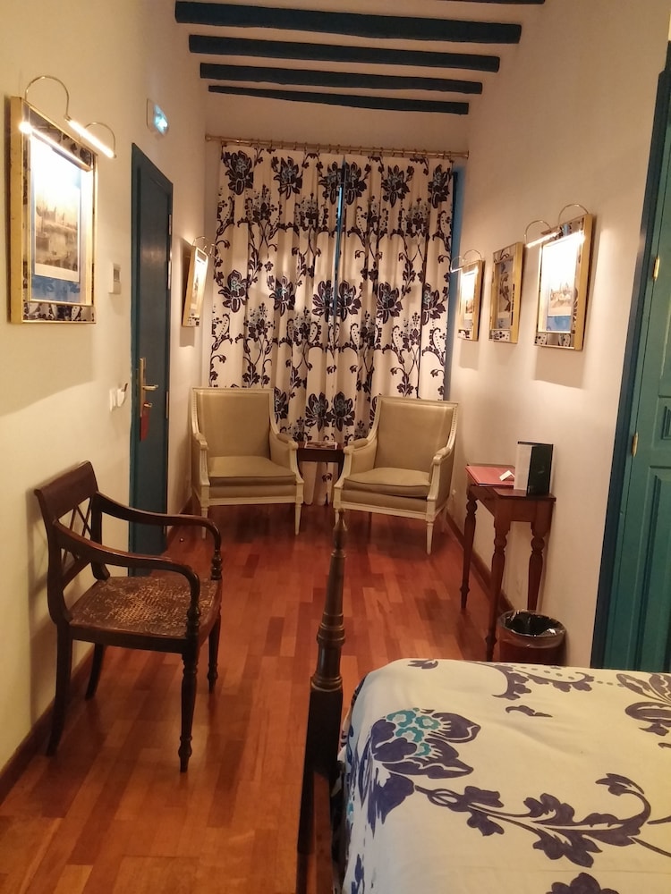 Las Casas de la Judería, Sevilla Historic City Center — Hotel rooms in Seville, Andalusia