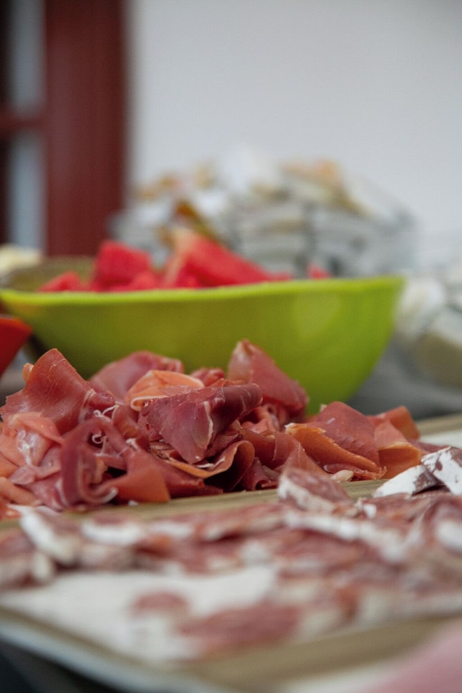 Sercotel Las Casas de los Mercaderes — Restaurant & bars in Seville, Andalusia