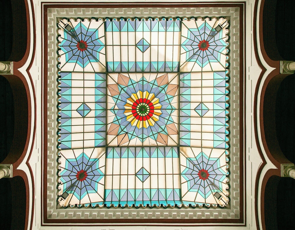 Sercotel Las Casas de los Mercaderes — Hotel building in Seville, Andalusia