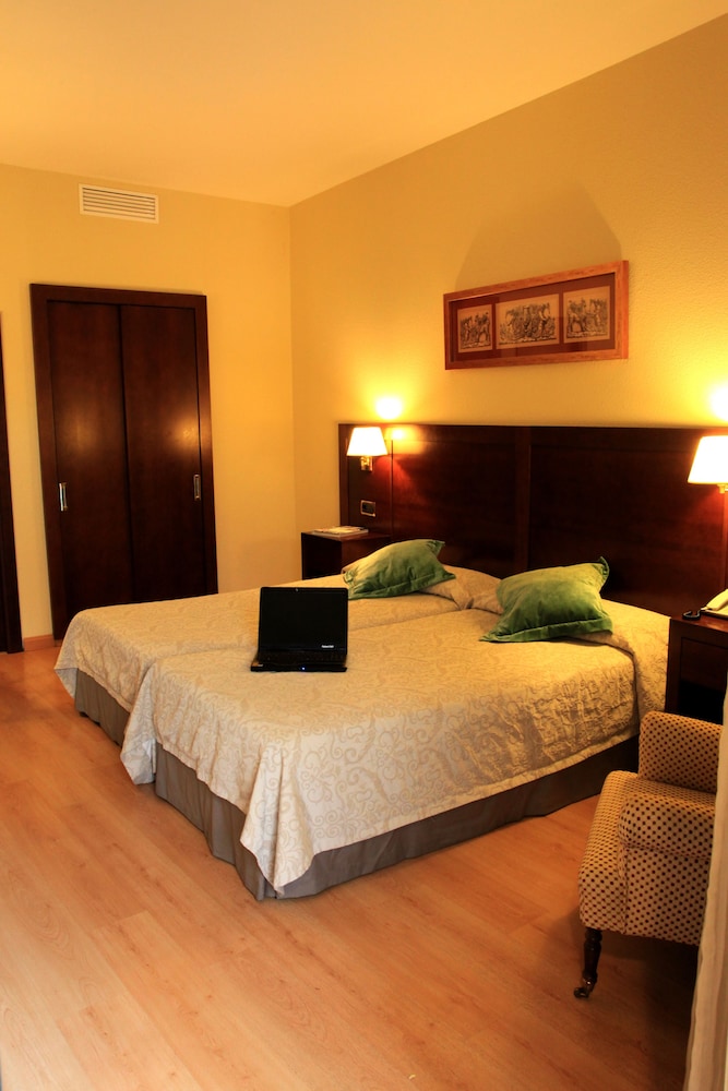 Hotel Cervantes — Hotel rooms in Seville, Andalusia