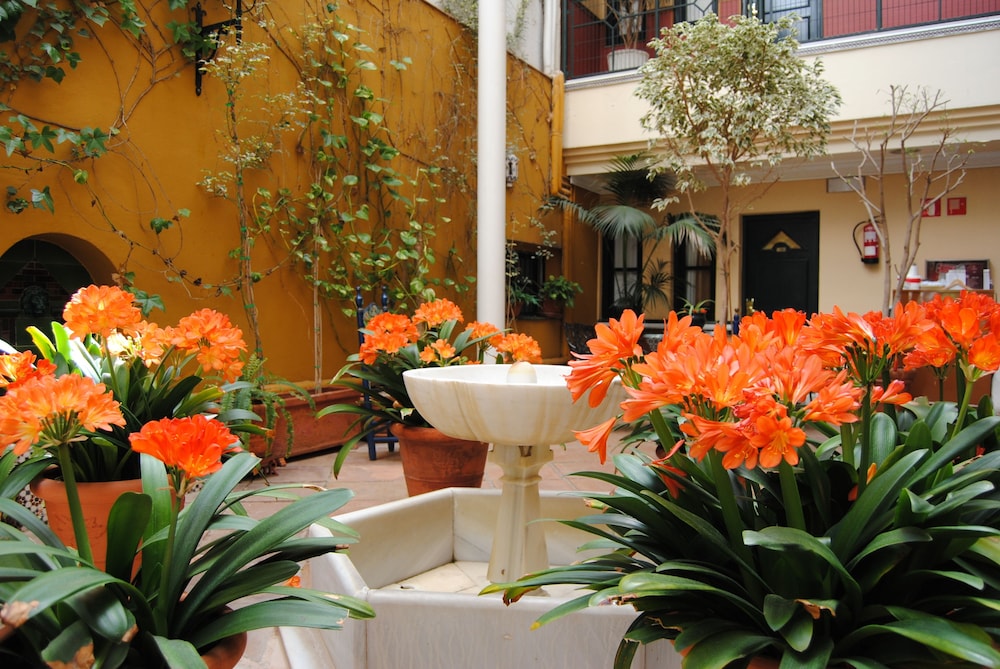 Hotel Cervantes — Hotel building in Seville, Andalusia