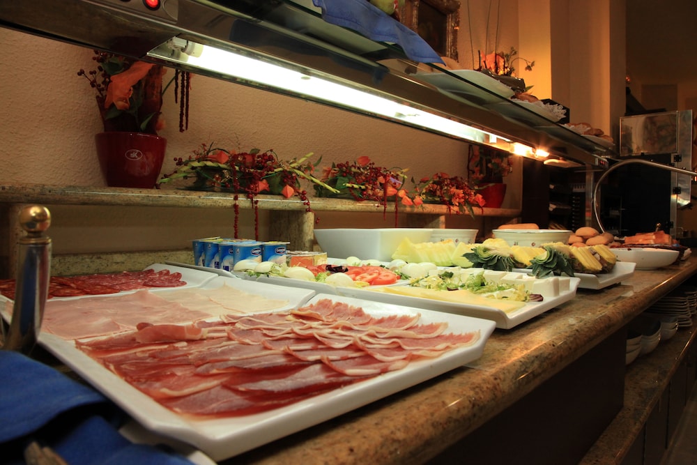 Hotel Cervantes — Restaurant & bars in Seville, Andalusia