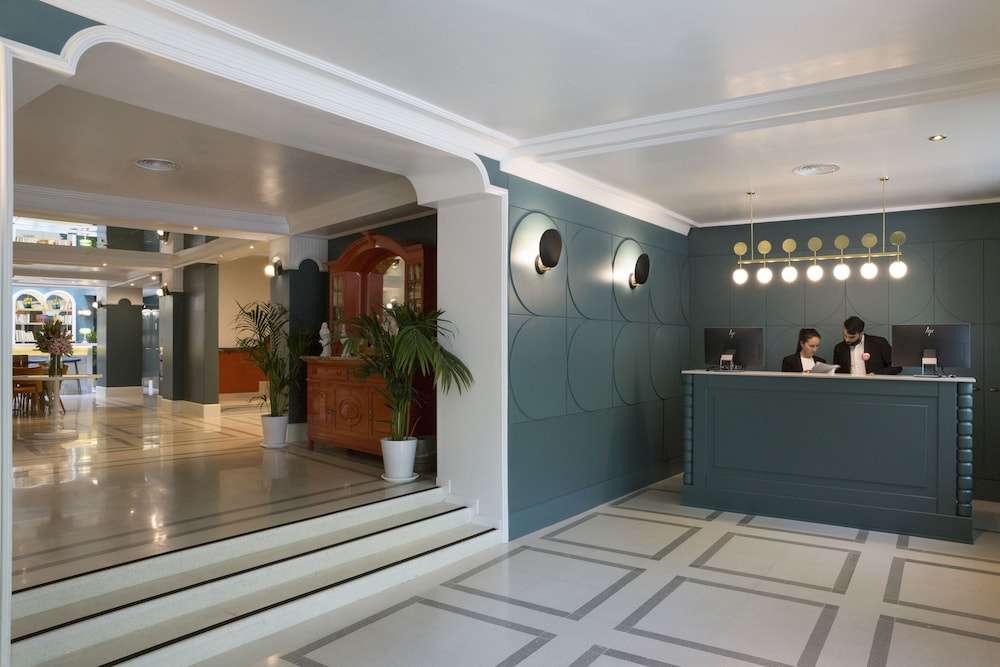 Petit Palace Puerta de Triana — Hotel building in Seville, Andalusia