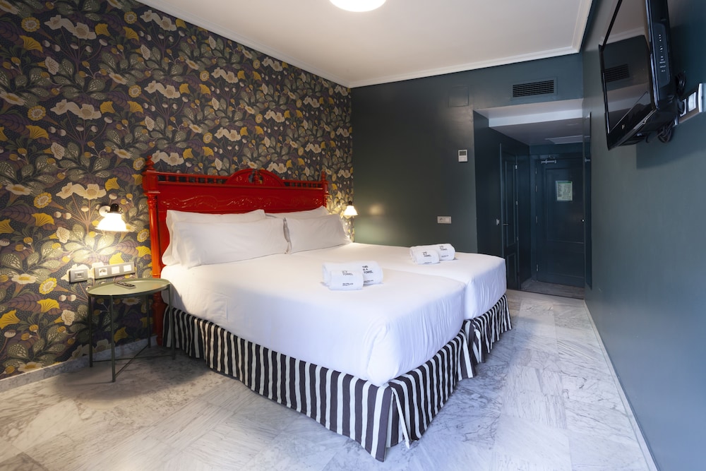Petit Palace Puerta de Triana — Hotel rooms in Seville, Andalusia