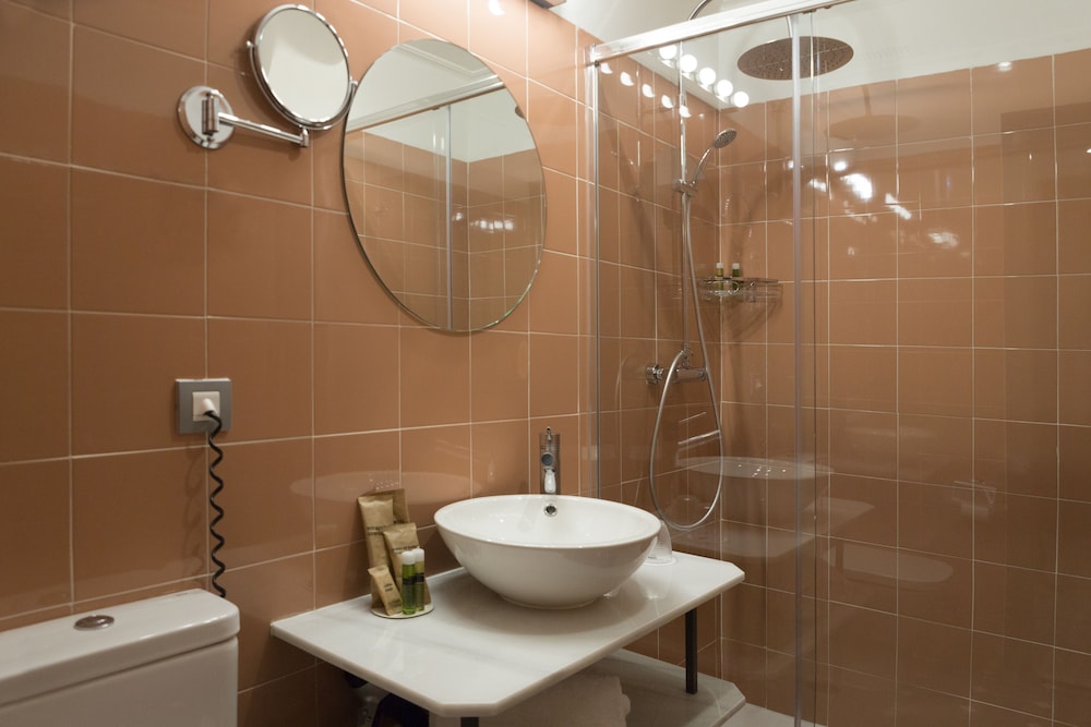 Petit Palace Puerta de Triana — Hotel rooms in Seville, Andalusia