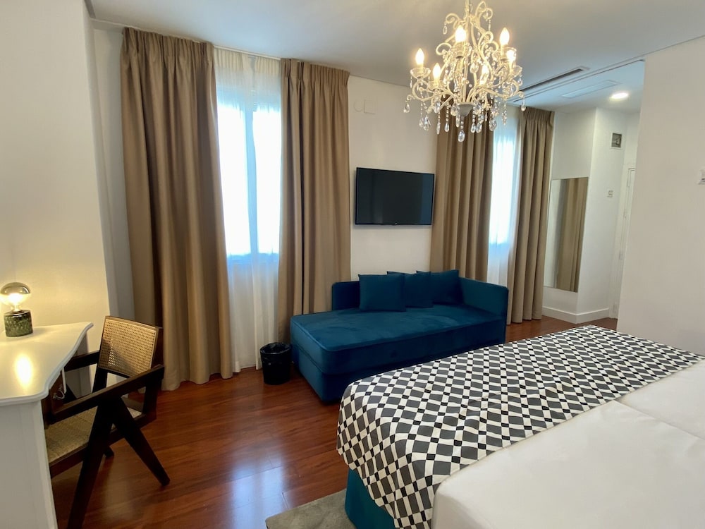 Hotel Derby Sevilla — Hotel rooms in Seville, Andalusia