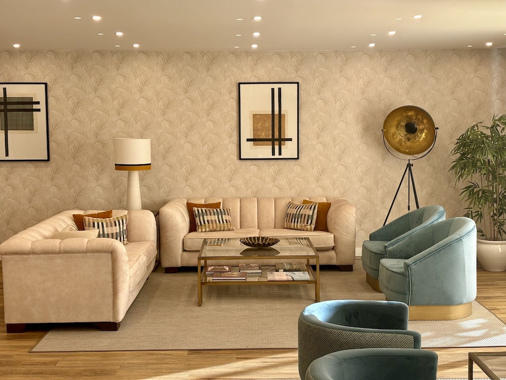 Hotel Derby Sevilla — Hotel rooms in Seville, Andalusia