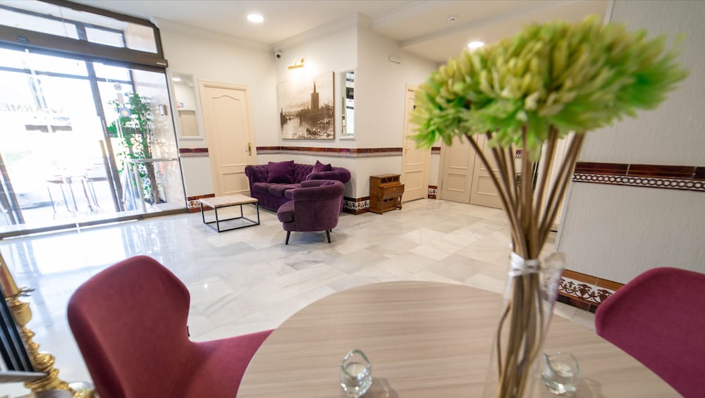 Hotel Sercotel Doña Carmela — Hotel rooms in Seville, Andalusia