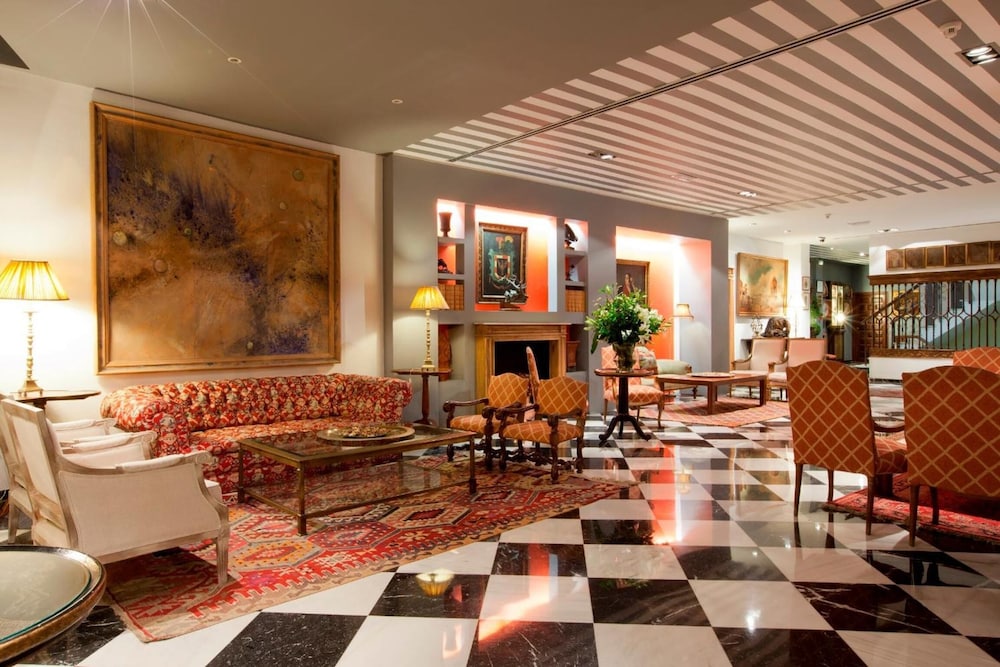 Hotel Doña Maria — Hotel rooms in Seville, Andalusia