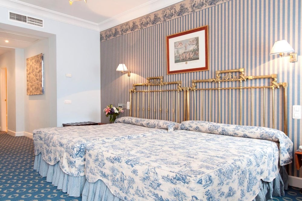 Hotel Doña Maria — Hotel rooms in Seville, Andalusia