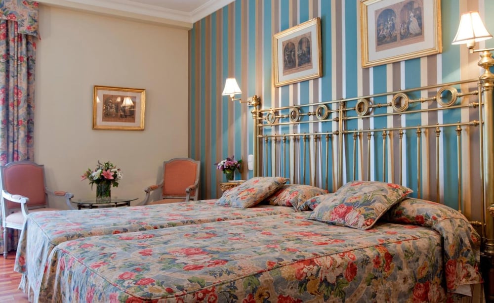 Hotel Doña Maria — Hotel rooms in Seville, Andalusia