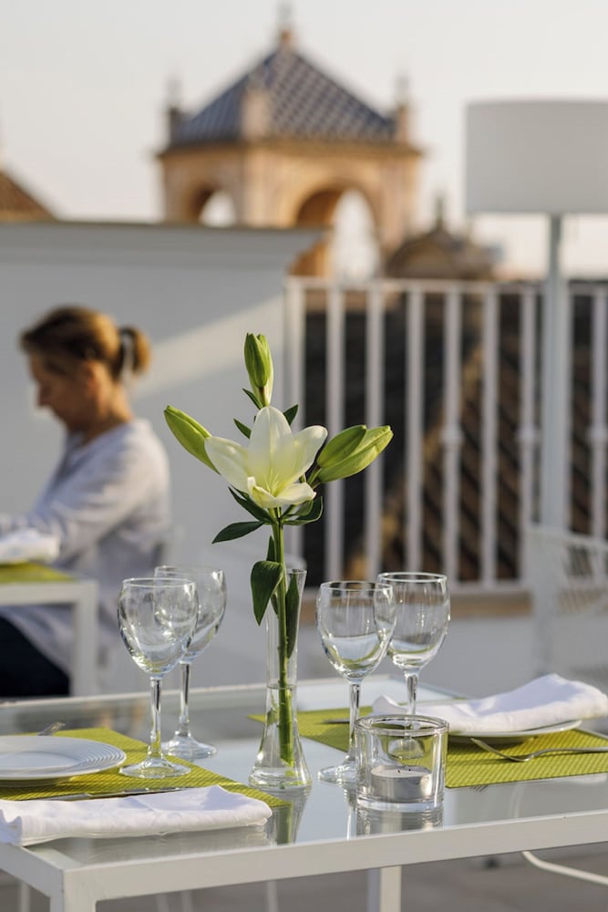 Hotel Fernando III — Restaurant & bars in Seville, Andalusia