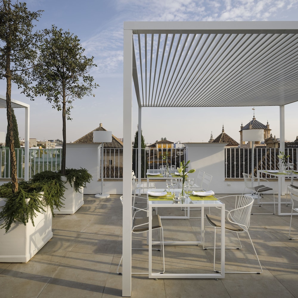 Hotel Fernando III — Restaurant & bars in Seville, Andalusia