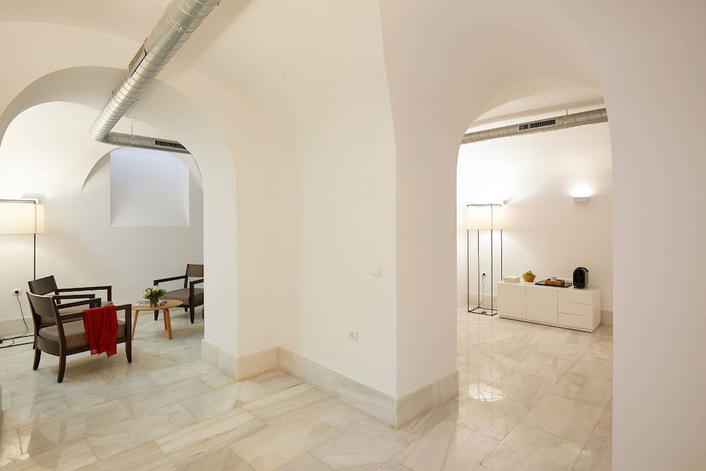 Hotel Fernando III — Hotel building in Seville, Andalusia