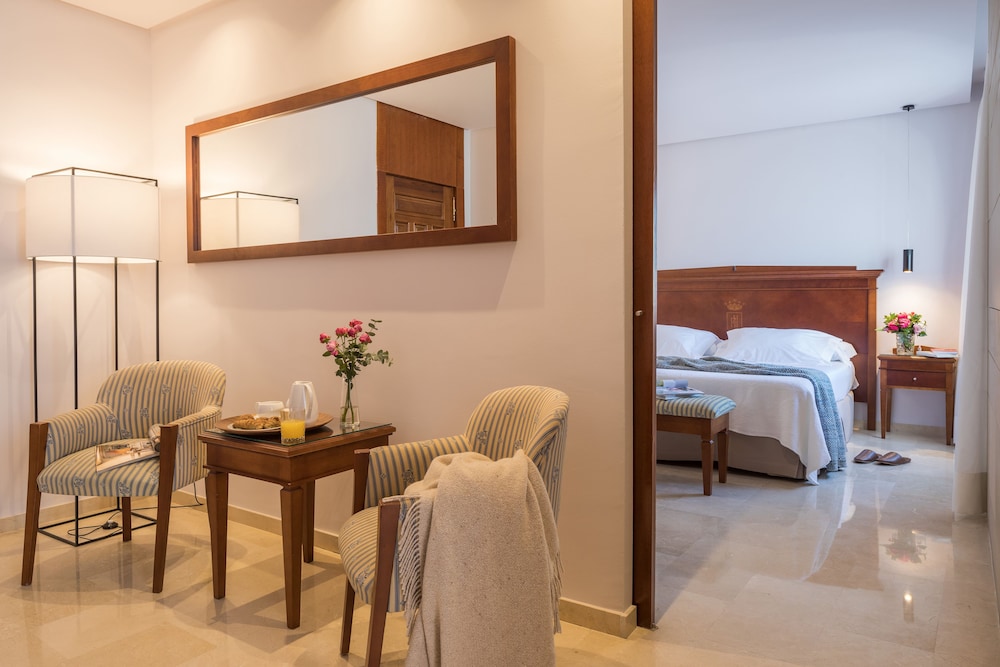 Hotel Fernando III — Hotel rooms in Seville, Andalusia