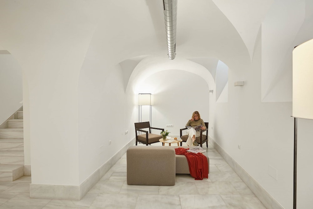 Hotel Fernando III — Hotel building in Seville, Andalusia