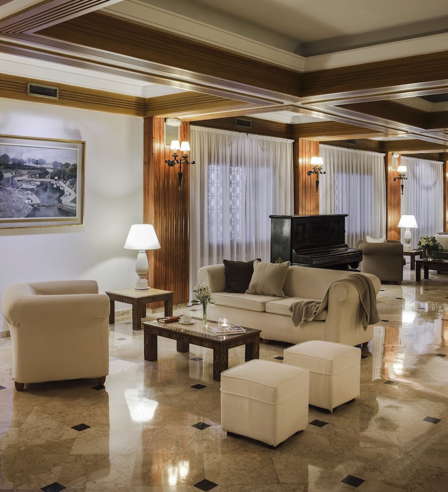 Hotel Fernando III — Hotel building in Seville, Andalusia