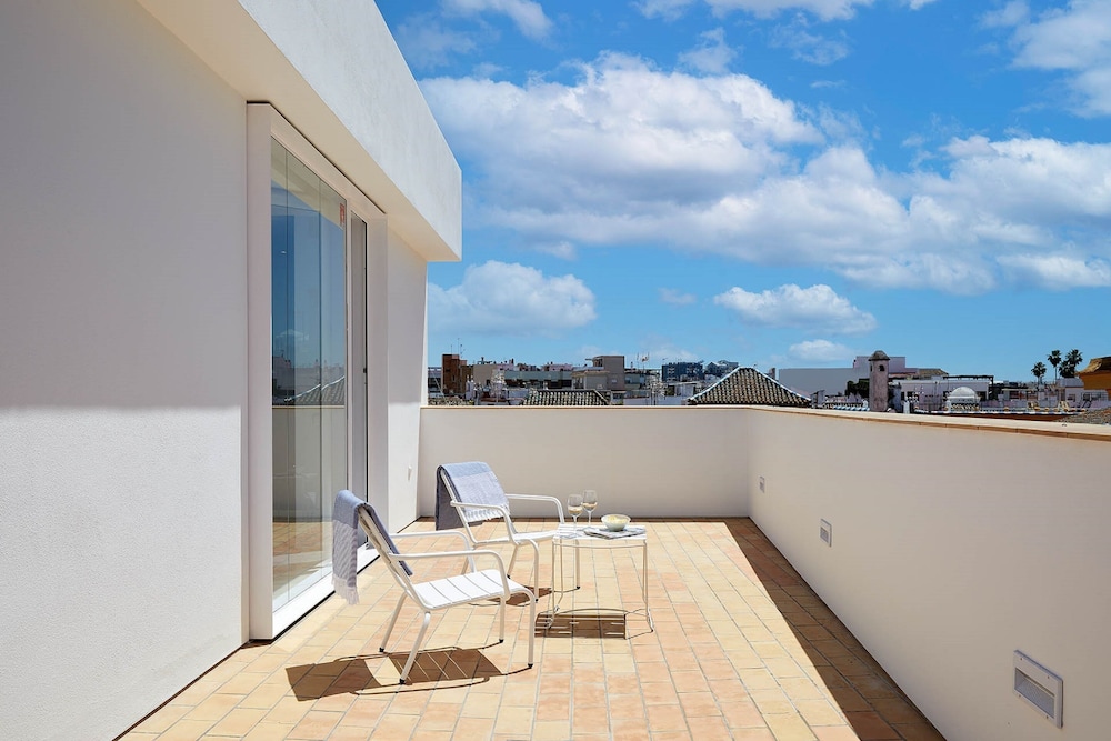 Hotel Fernando III — Hotel building in Seville, Andalusia