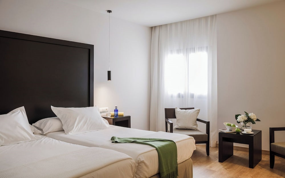 Hotel Fernando III — Hotel rooms in Seville, Andalusia