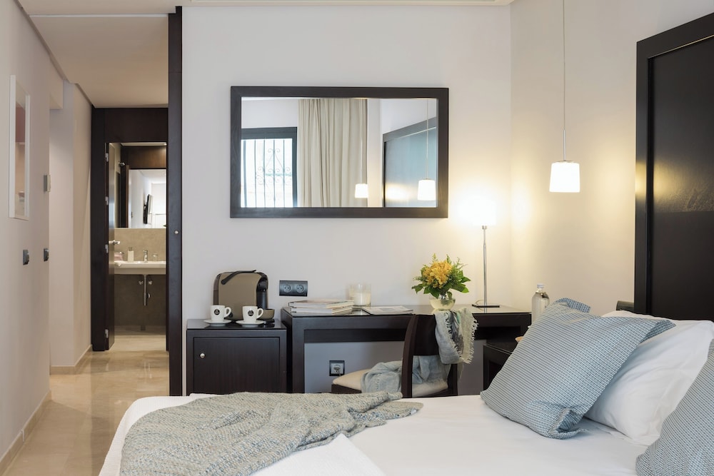 Hotel Fernando III — Hotel rooms in Seville, Andalusia