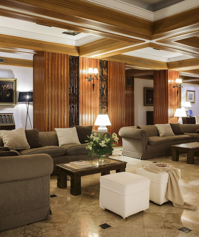 Hotel Fernando III — Hotel rooms in Seville, Andalusia