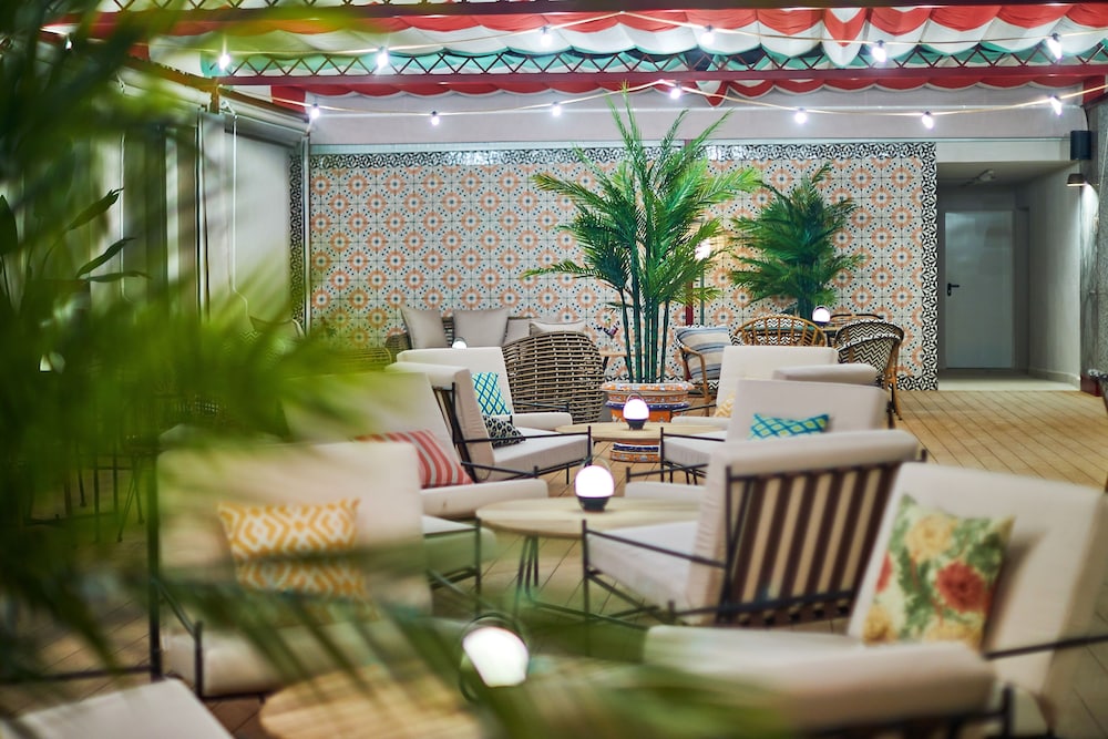 Hesperia Sevilla — Restaurant & bars in Seville, Andalusia