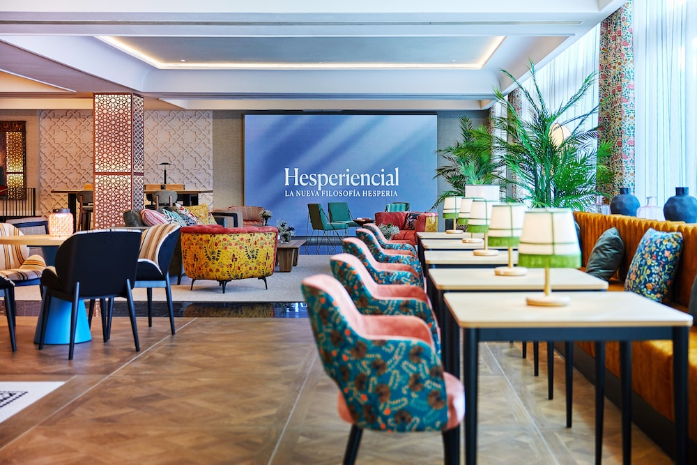 Hesperia Sevilla — Hotel building in Seville, Andalusia