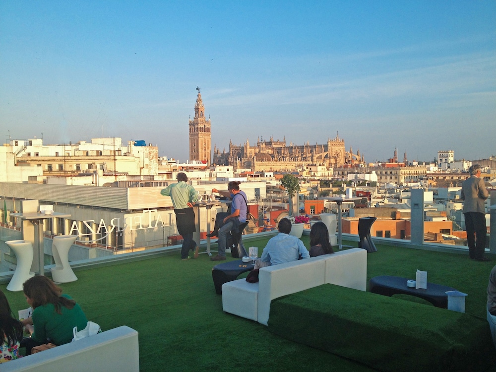 Hotel Inglaterra Sevilla — Restaurant & bars in Seville, Andalusia