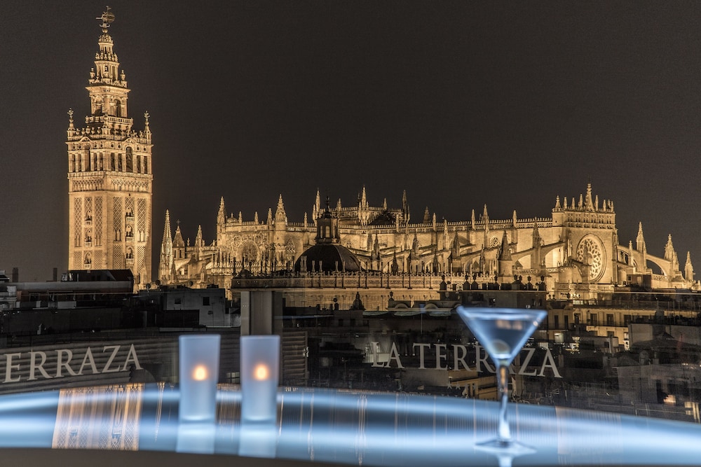 Hotel Inglaterra Sevilla — Attractions in the area in Seville, Andalusia