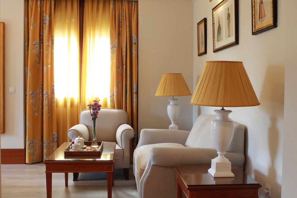 Hotel Inglaterra Sevilla — Hotel rooms in Seville, Andalusia