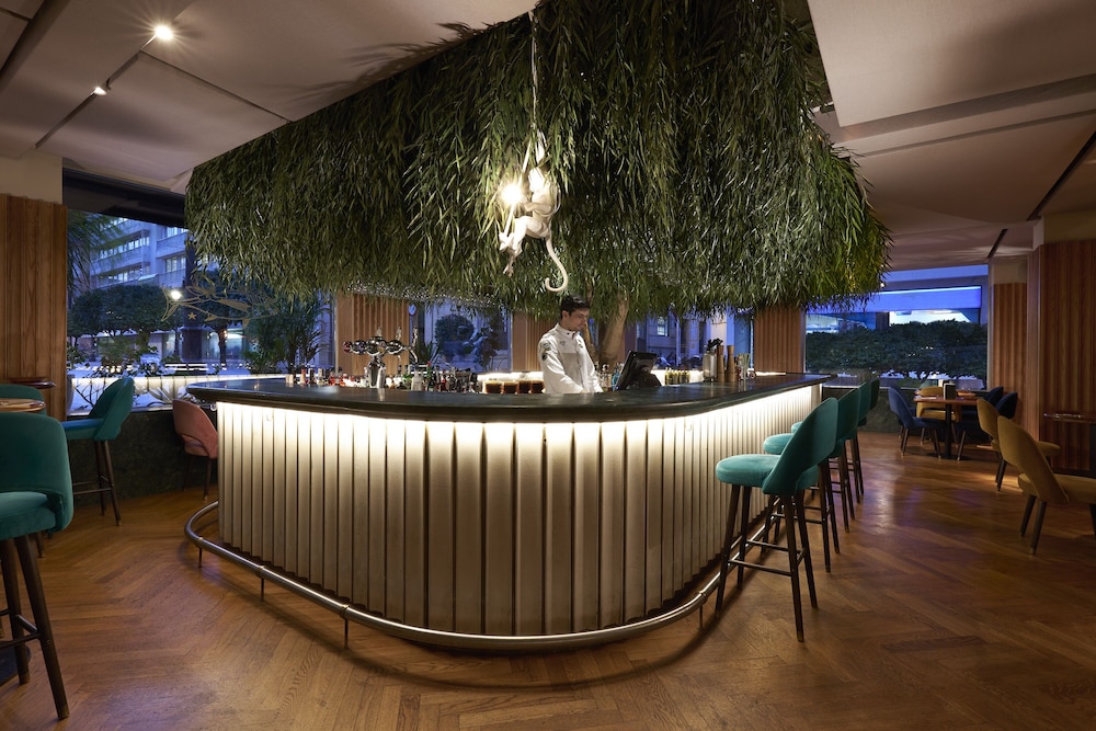 Hotel Inglaterra Sevilla — Restaurant & bars in Seville, Andalusia
