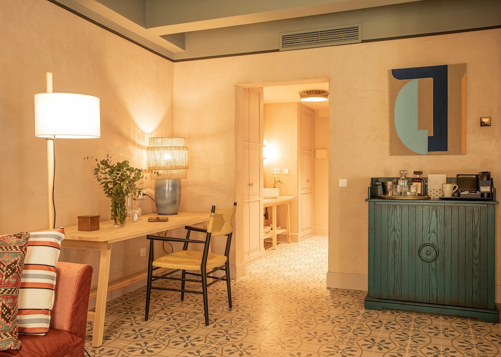 Hospes Las Casas del Rey de Baeza, a Member of Design Hotels — Hotel rooms in Seville, Andalusia