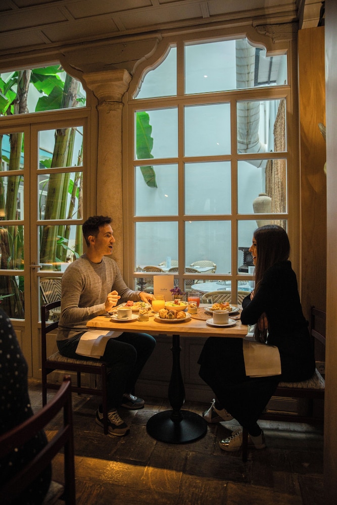 Hospes Las Casas del Rey de Baeza, a Member of Design Hotels — Restaurant & bars in Seville, Andalusia
