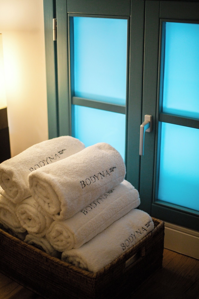 Hospes Las Casas del Rey de Baeza, a Member of Design Hotels — Spa in Seville, Andalusia