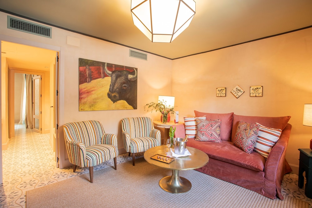 Hospes Las Casas del Rey de Baeza, a Member of Design Hotels — Hotel rooms in Seville, Andalusia