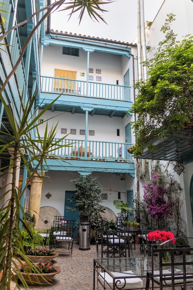 Hospes Las Casas del Rey de Baeza, a Member of Design Hotels — Hotel building in Seville, Andalusia