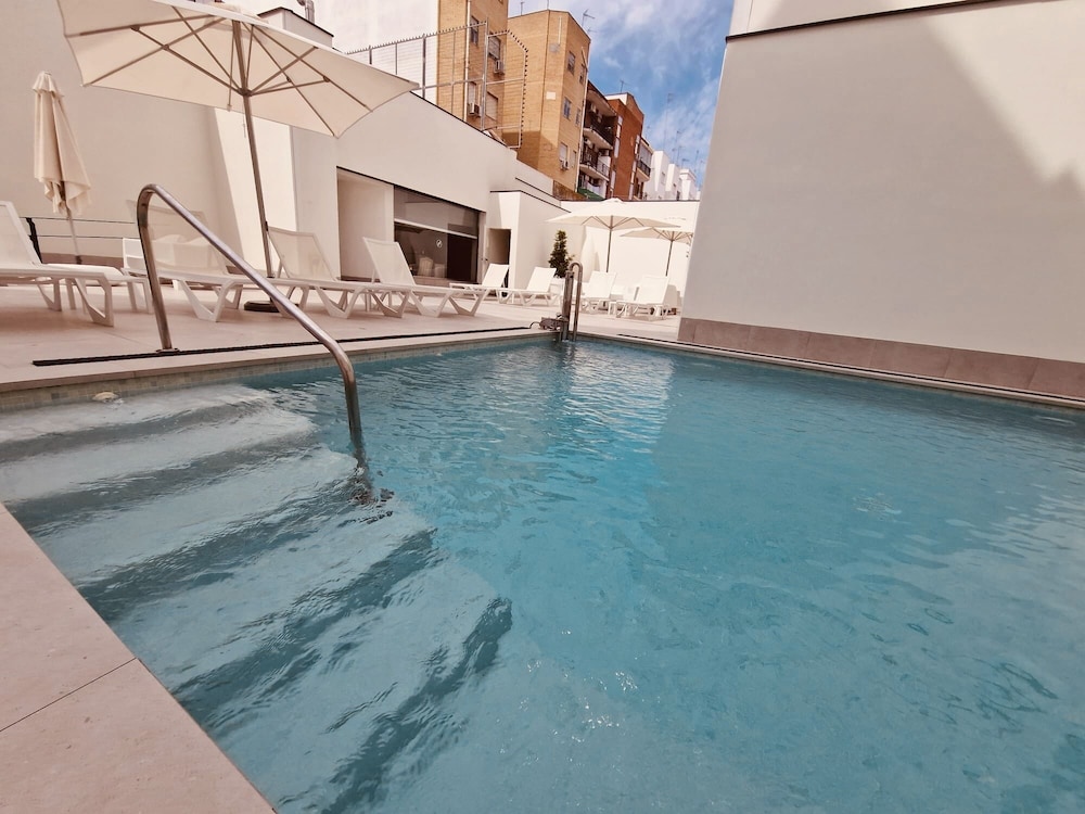 Virgen de los Reyes Hotel - zdjęcie 2