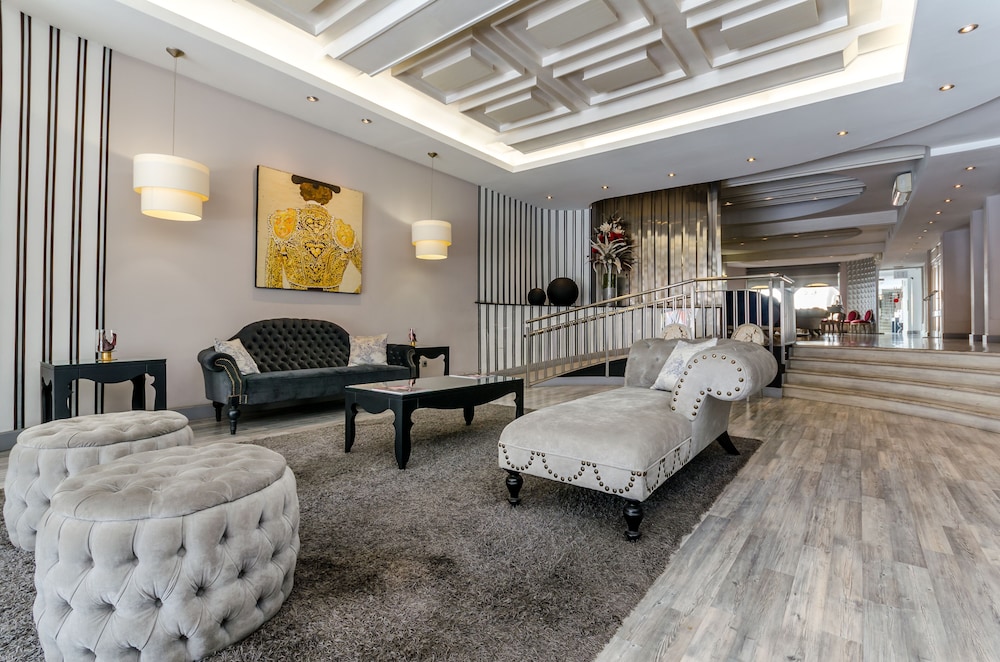 Virgen de los Reyes Hotel — Hotel building in Seville, Andalusia