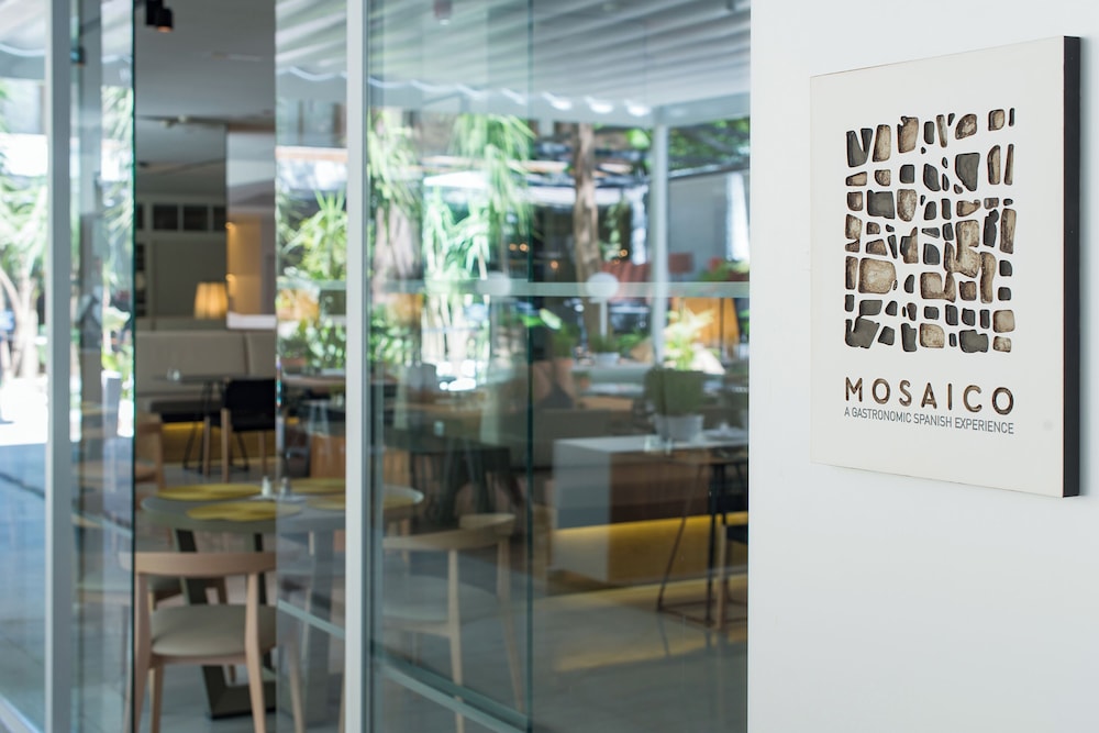 Melia Lebreros — Restaurant & bars in Seville, Andalusia