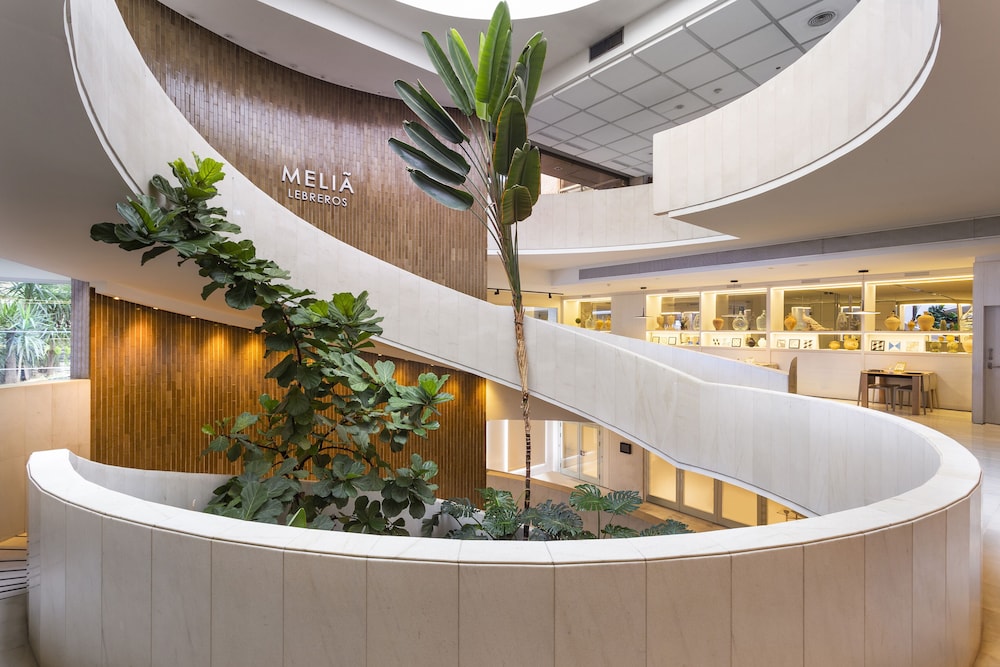 Melia Lebreros — Hotel building in Seville, Andalusia