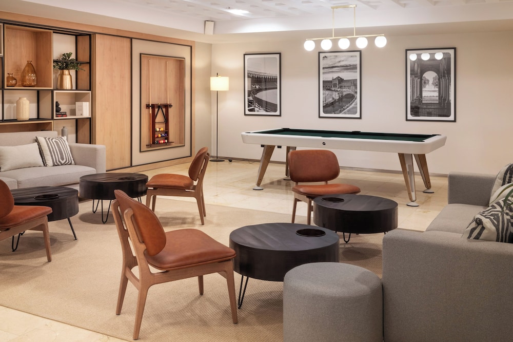 Melia Sevilla — Sports & recreation in Seville, Andalusia