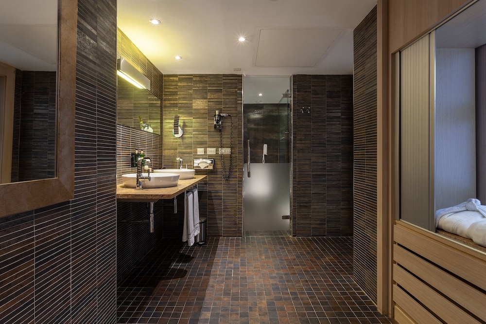 Melia Sevilla — Spa in Seville, Andalusia