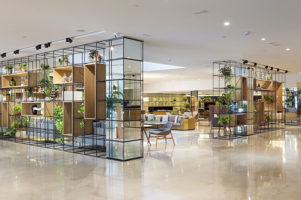 Melia Sevilla — Restaurant & bars in Seville, Andalusia