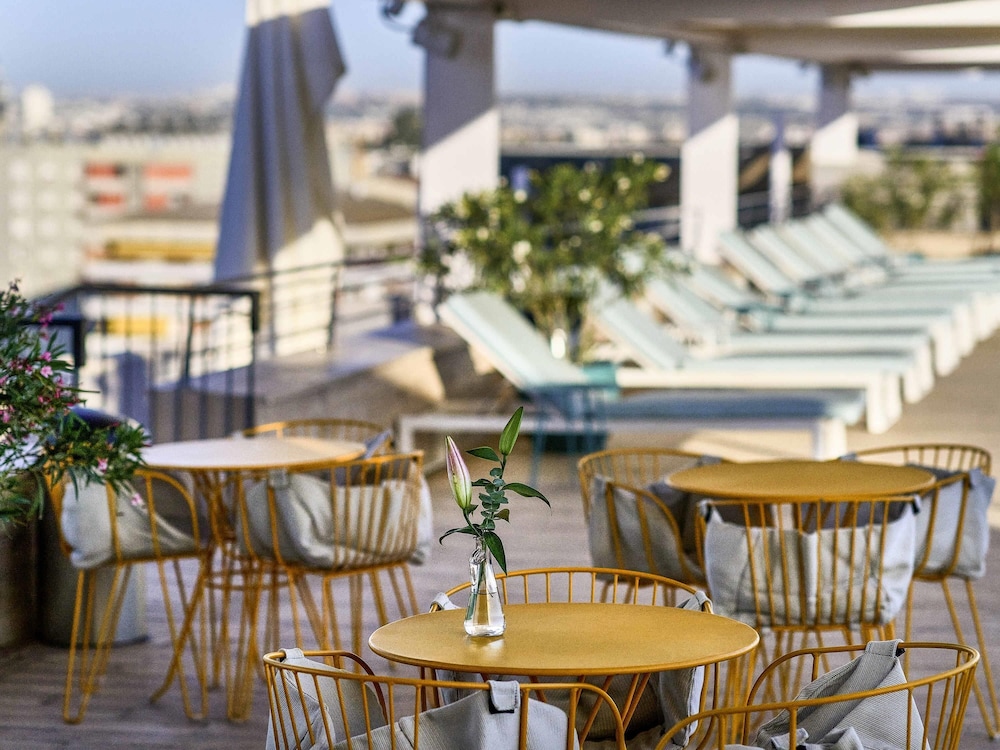 Novotel Sevilla — Restaurant & bars in Seville, Andalusia