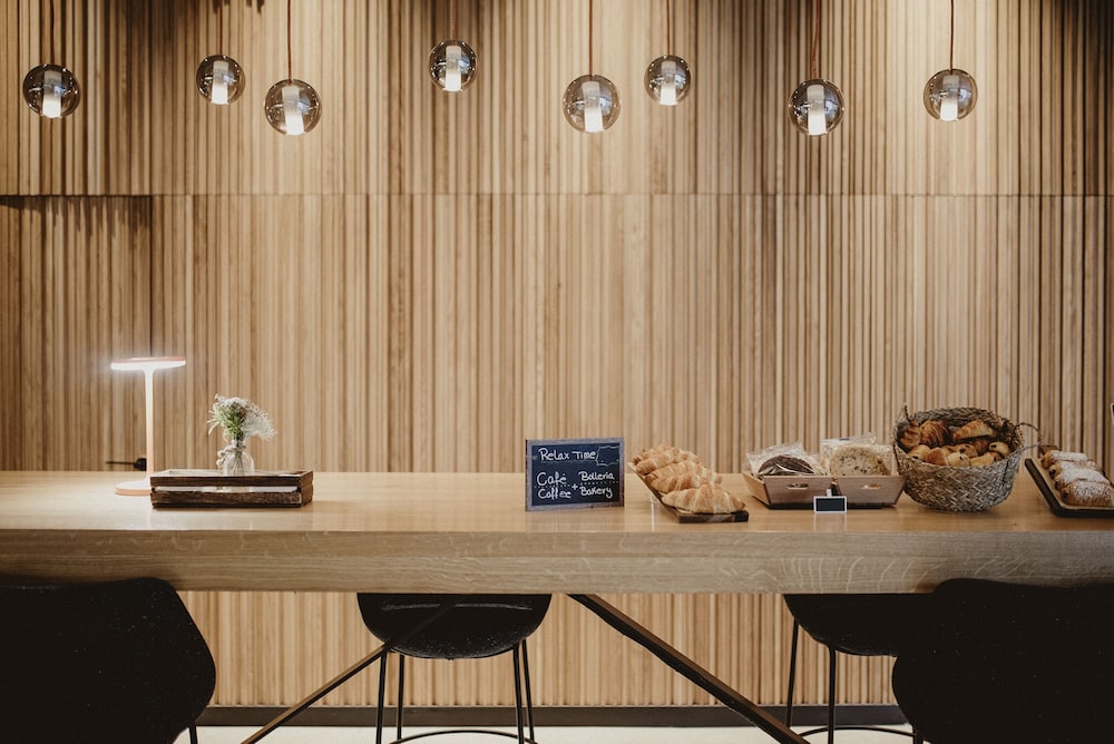 Novotel Sevilla — Restaurant & bars in Seville, Andalusia