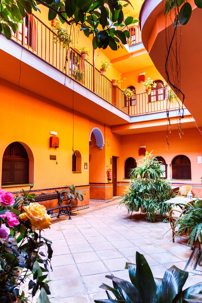 Hotel Patio de la Alameda — Hotel building in Seville, Andalusia