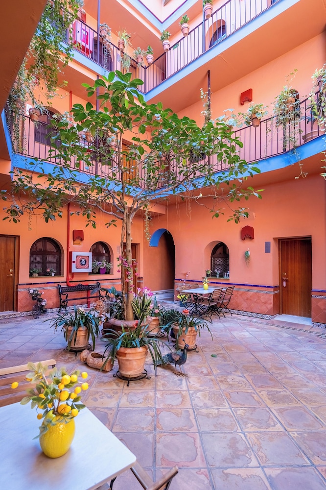 Hotel Patio de la Alameda — Hotel building in Seville, Andalusia
