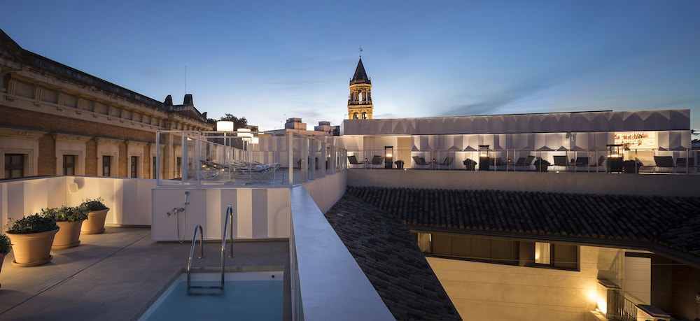 Hotel Posada del Lucero — Hotel building in Seville, Andalusia